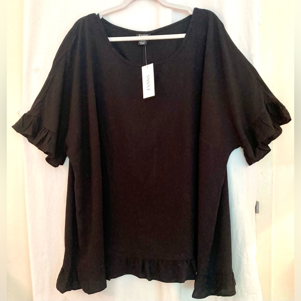 NWT Evan’s Black Scoop Neck Short Ruffled Sleeved & Hem Top Size 22/24